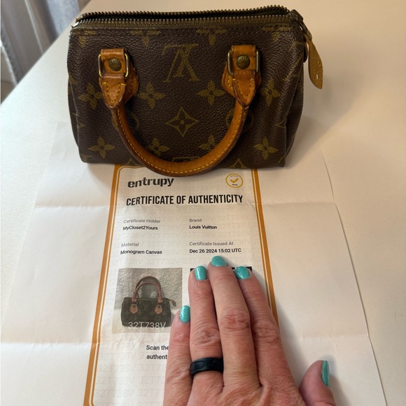 Louis Vuitton Monogram Mini speedy in Brown and Gold - Picture 1 of 12